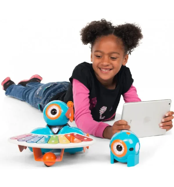 Wonder Workshop: Smartphone Mount Accessory for Dash Robot (toy) - Image 2