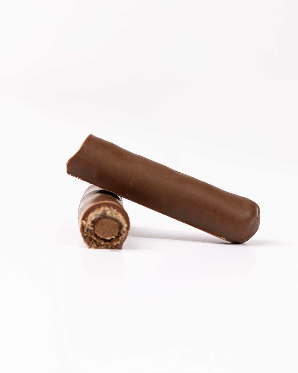 OMNIYA Delicacy Chocolate Cigar Box 12 Pieces Milk Chocolate Cigars (5.82 oz) Gourmet Gift for Birthday, Anniversary, Graduation & Corporate Gifting - Image 4