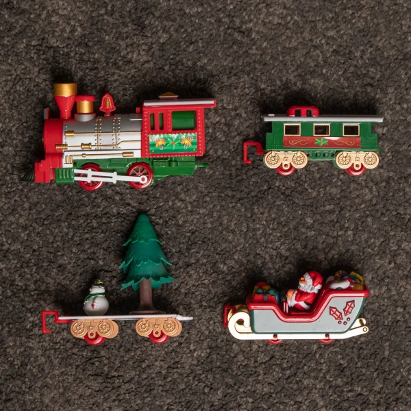 20pc Battery Operated Light up Christmas Santa's Musical Train Set - Jingle Bells - Image 10
